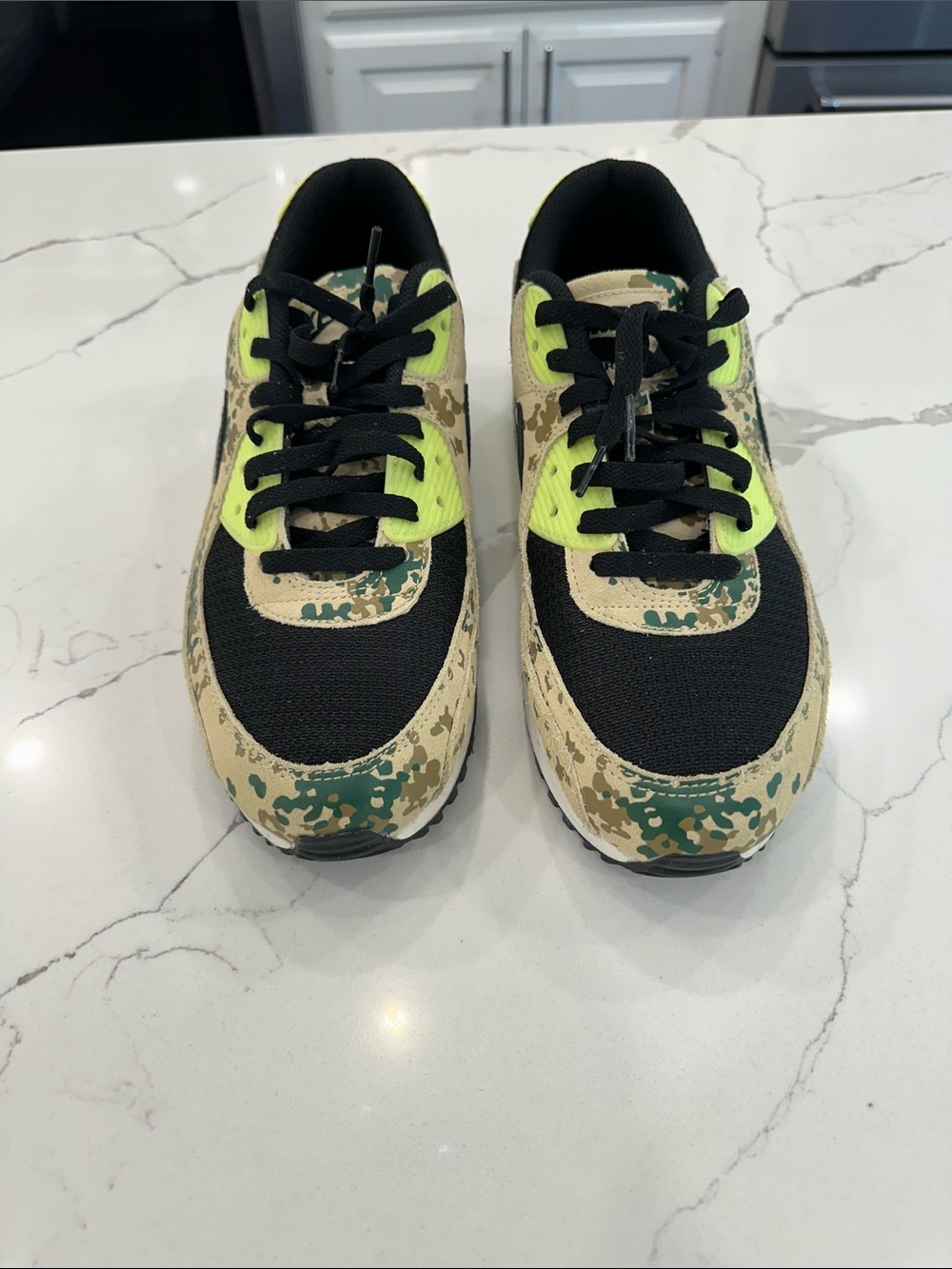 Nike Air Max 90 Sneakers - Men’s